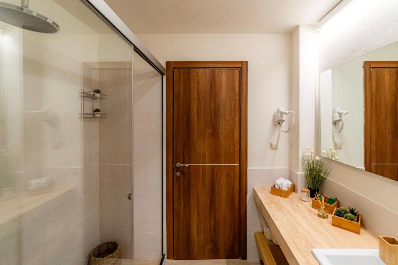 Luxury Town Center Suite, Β1 Iraklio Eksteriør billede
